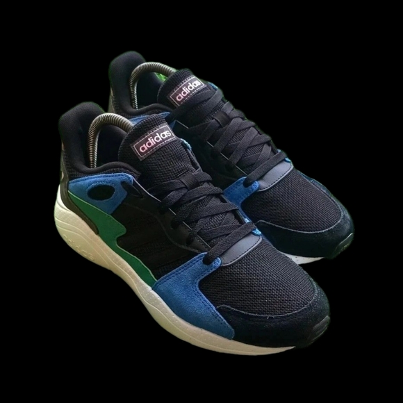 Adidas cropped hoodie with matching sneakers 👟 - Picture 9 of 12